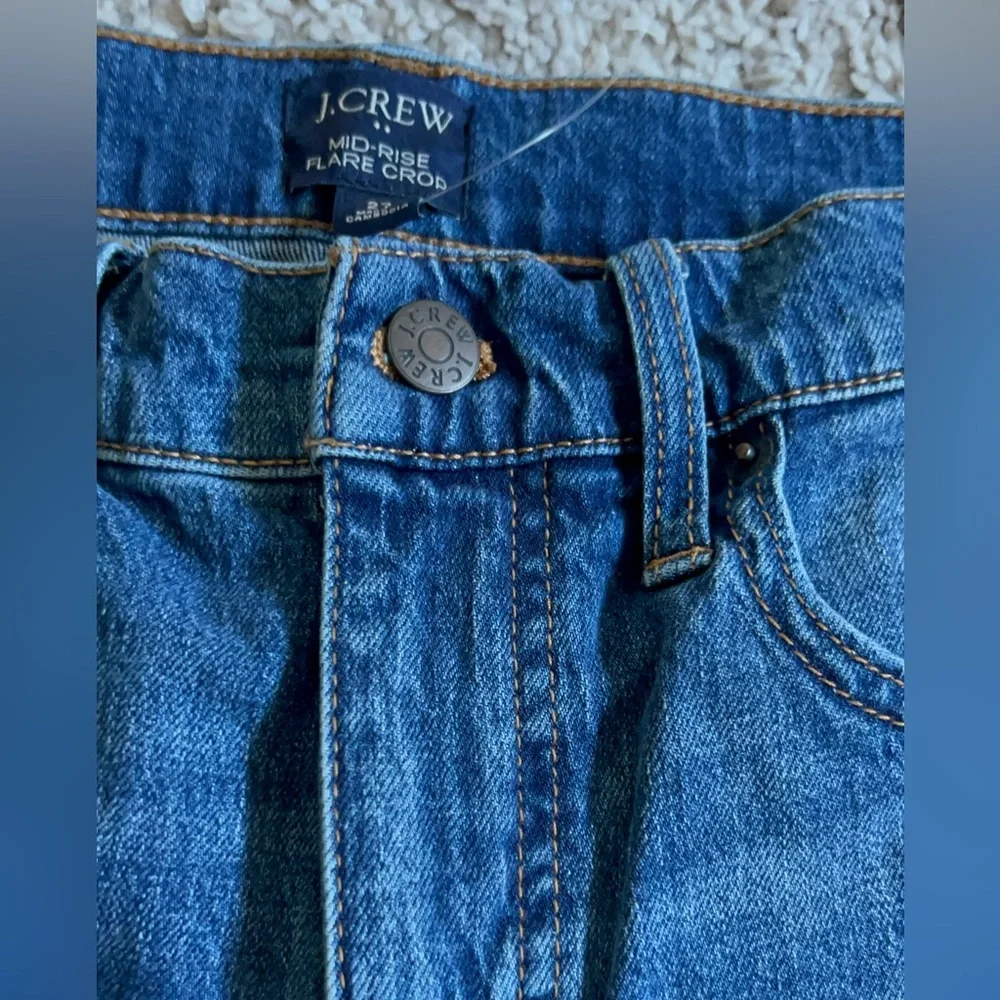 NWT J.Crew Mid Rise Flare Crop Jeans - Picture 4 of 11